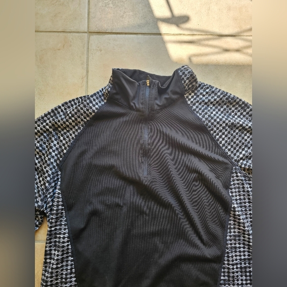 Athletic Works Quarter Zip Workout Top - Picture 3 of 6